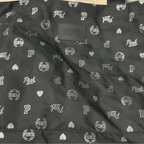 🖤VICTORIA’S SECRET🖤💕PINK💕🖤Black & Silver🩶Logo Large Canvas Tote Bag/NWT - Picture 2 of 6